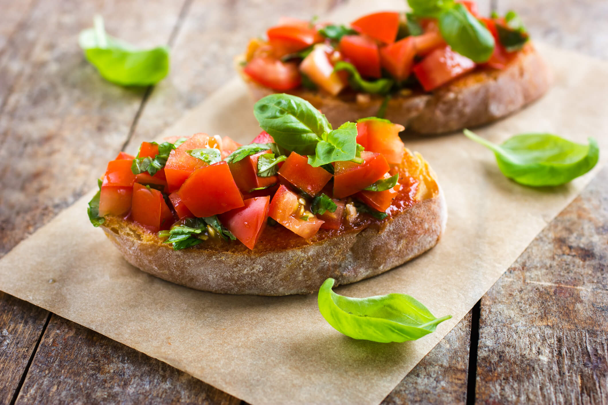 bruschetta with tomato and basil