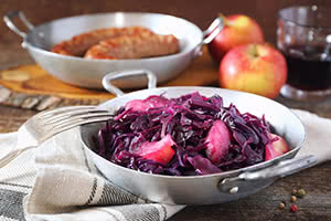 Turkey Sausage with Apples and Braised Cabbage